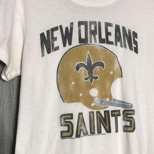 New Orleans Saints tee.